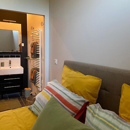 Chambre Tout Confort Avec Commodites Espace Repas Wifi Parking 위머로우 외부 사진